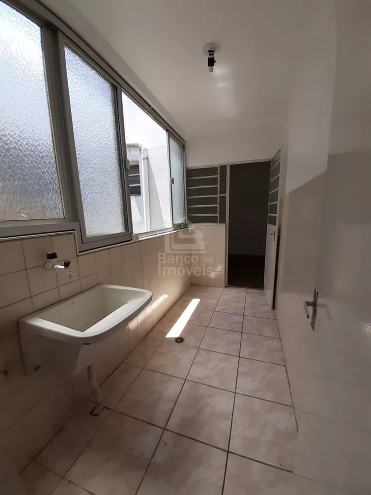 Apartamento à venda com 3 quartos, 97m² - Foto 11