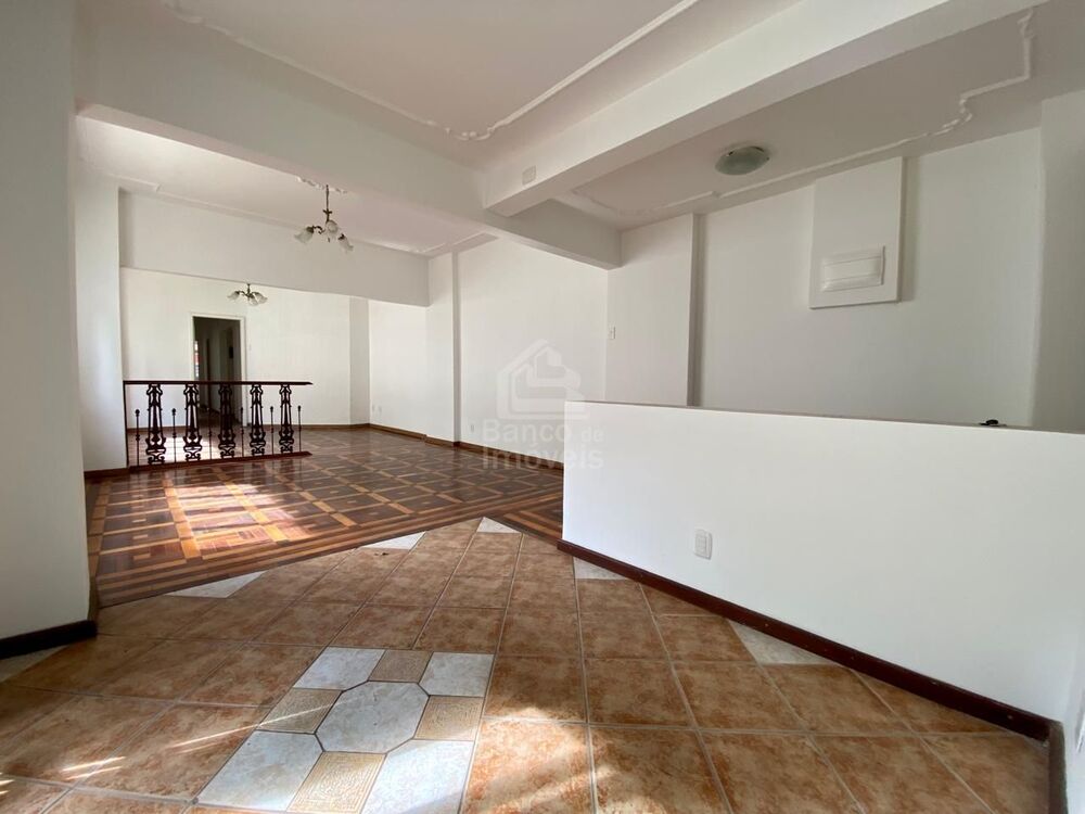 Apartamento à venda com 3 quartos, 128m² - Foto 3