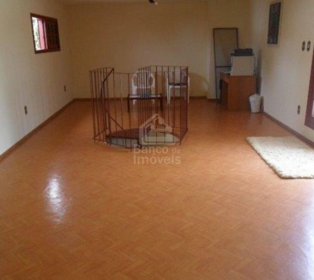 Casa à venda com 5 quartos, 280m² - Foto 3