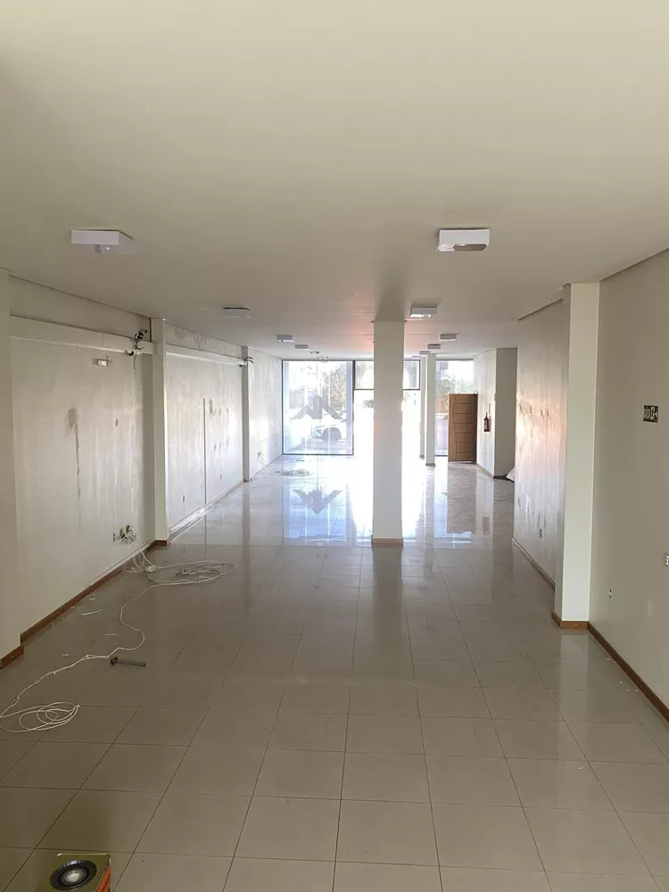 Conjunto Comercial-Sala à venda e aluguel com 1 quarto, 200m² - Foto 3