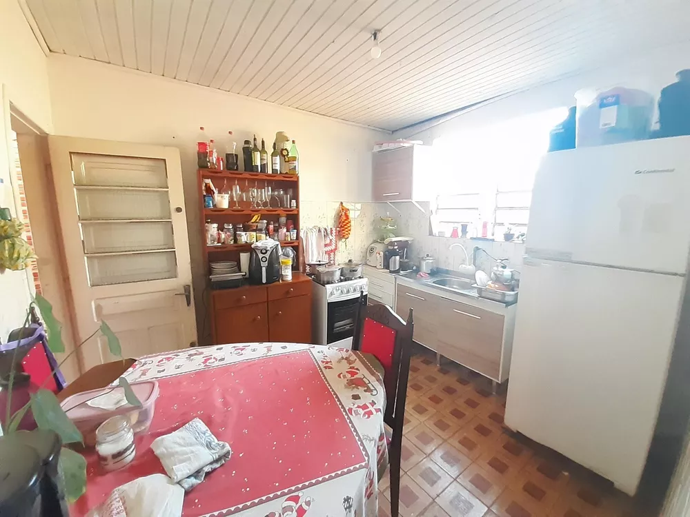 Casa à venda com 2 quartos, 81m² - Foto 4