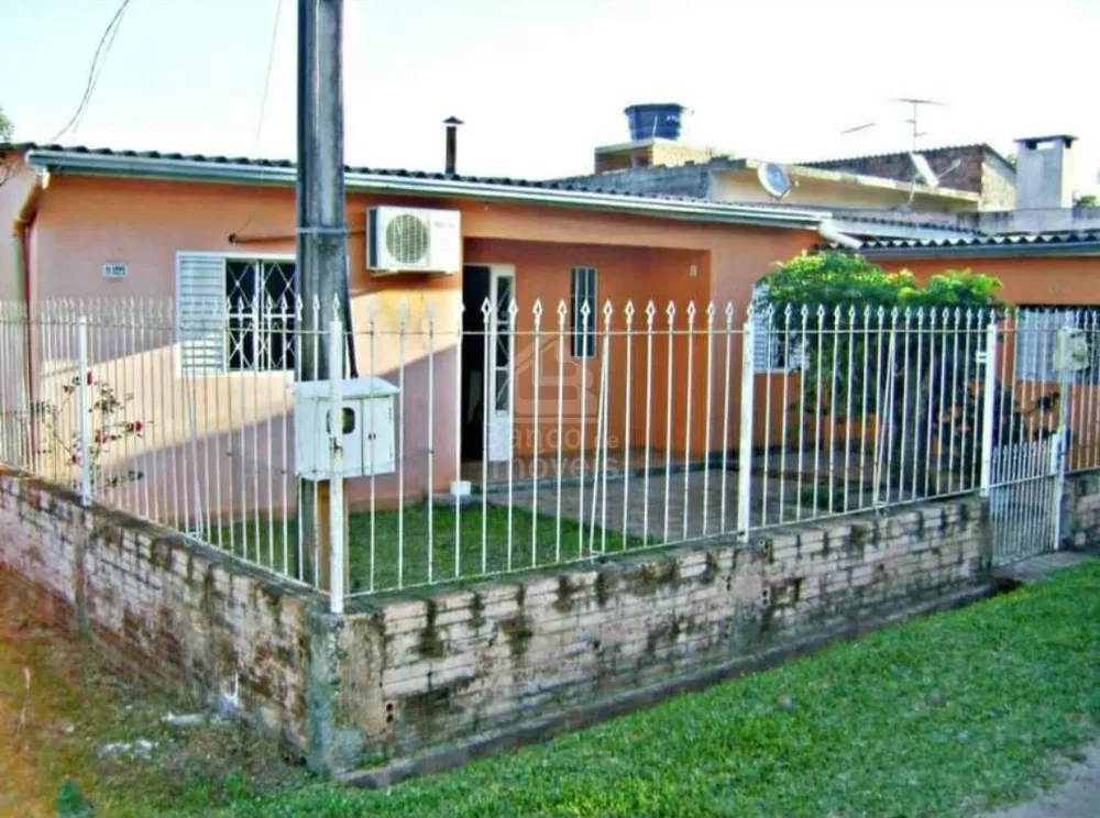 Casa à venda com 3 quartos, 120m² - Foto 1