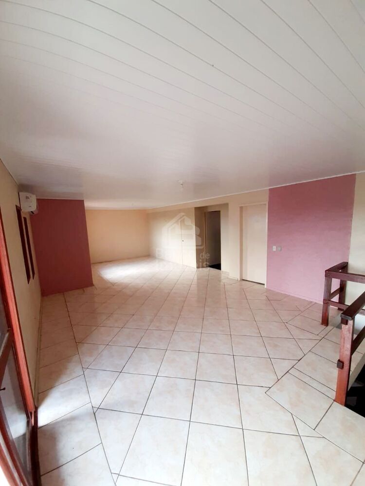 Casa, 4 quartos, 248 m² - Foto 2
