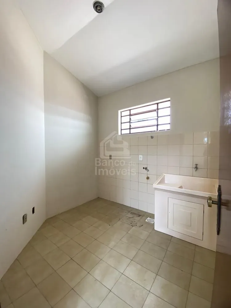 Casa, 3 quartos, 250 m² - Foto 2