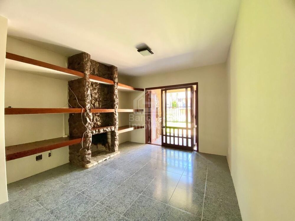 Casa, 3 quartos, 250 m² - Foto 3