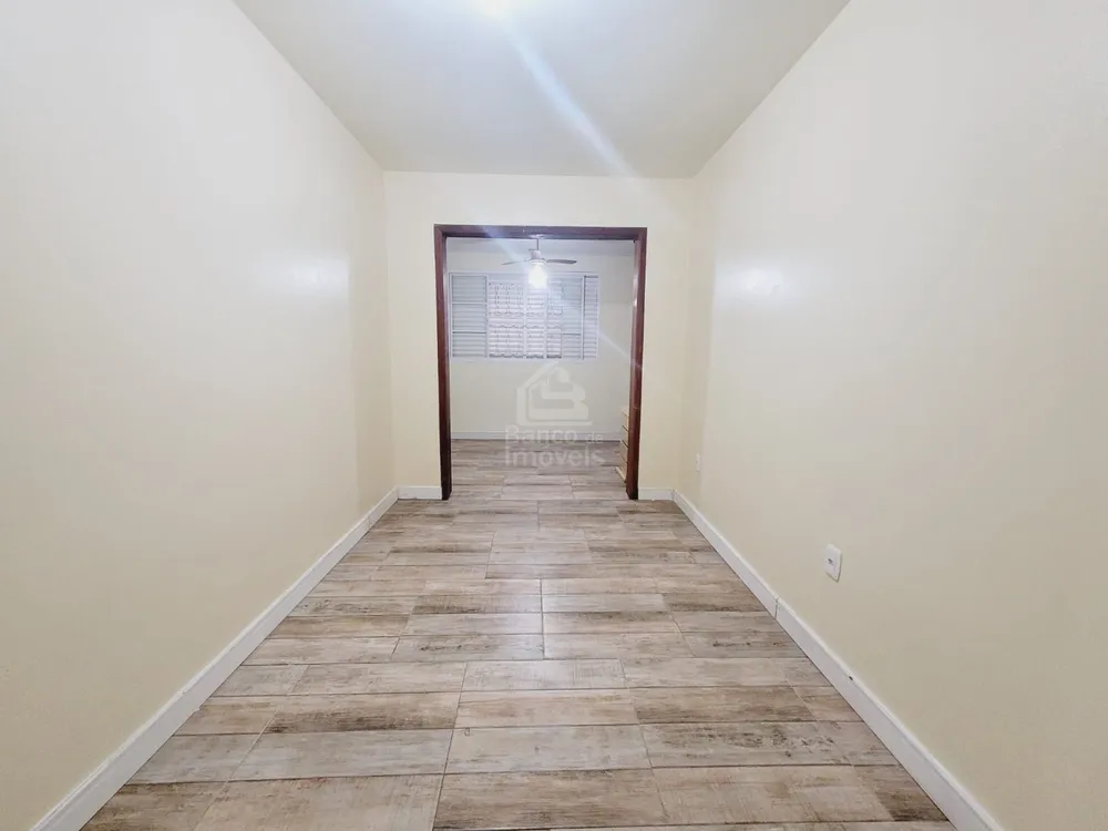 Casa, 3 quartos, 238 m² - Foto 1