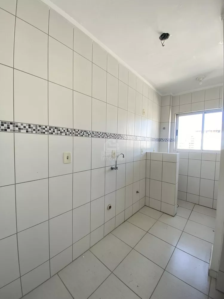 Apartamento à venda com 1 quarto, 35m² - Foto 2