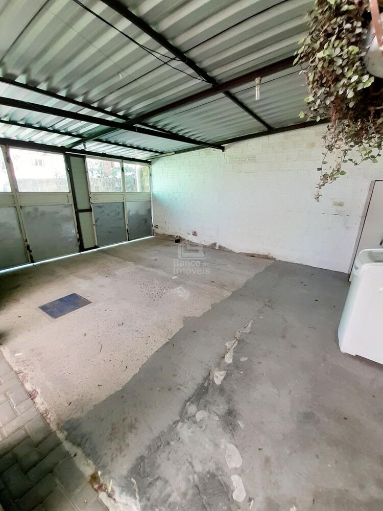 Casa, 3 quartos, 248 m² - Foto 1