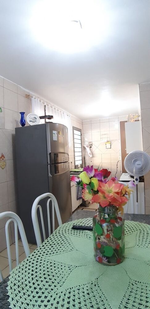 Casa à venda com 3 quartos, 171m² - Foto 2