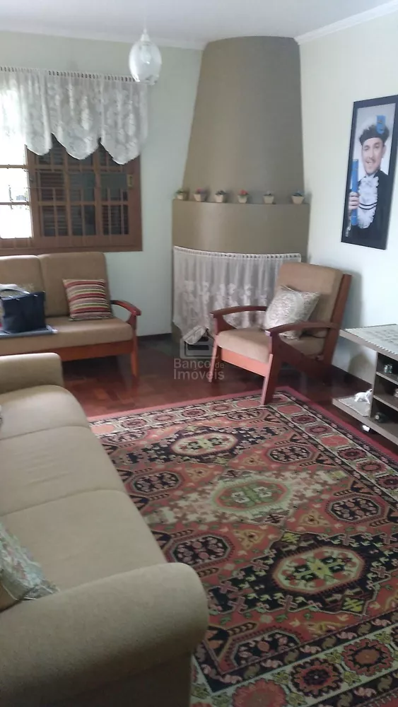 Casa, 4 quartos, 231 m² - Foto 2