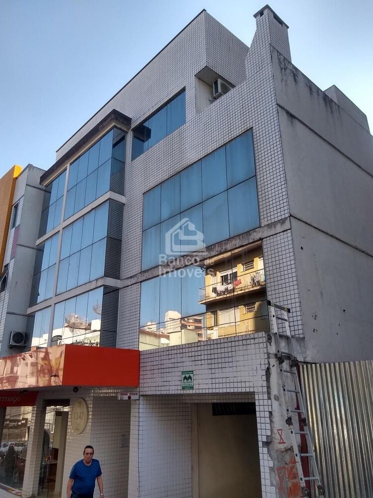 Apartamento à venda com 1 quarto, 32m² - Foto 1
