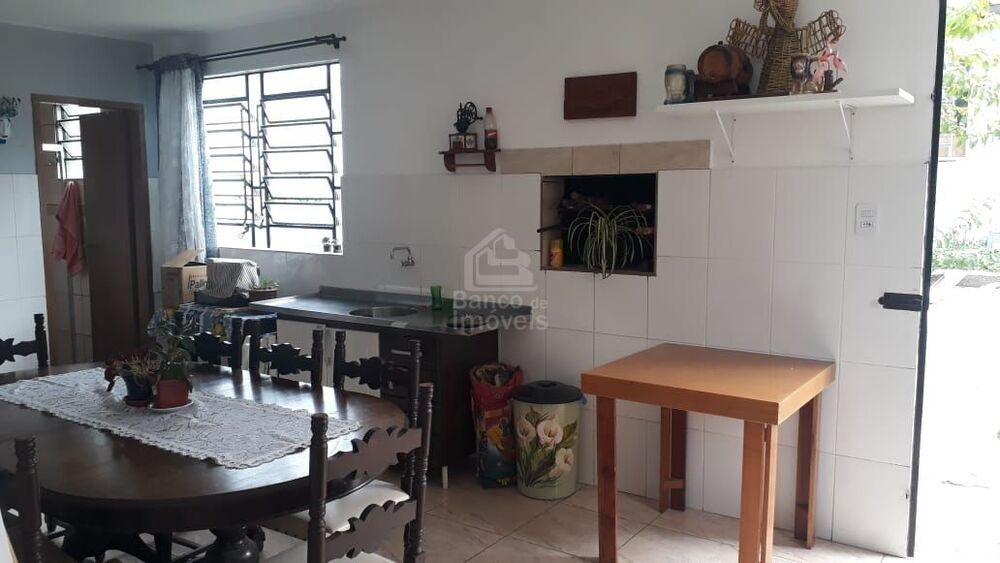 Casa, 4 quartos, 262 m² - Foto 2