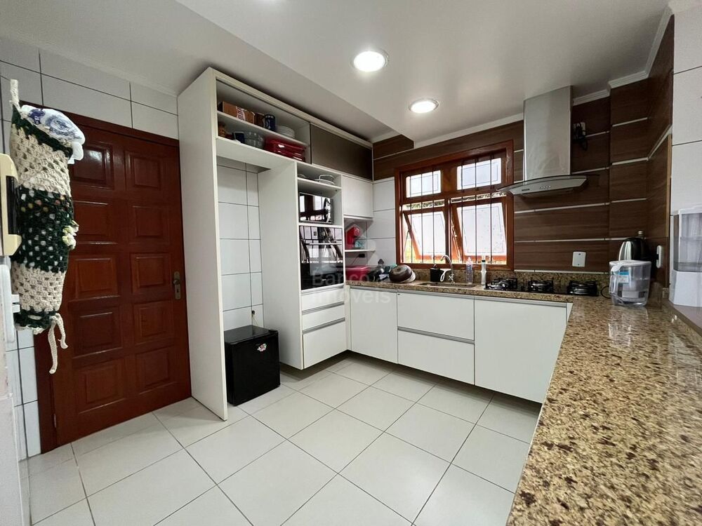 Casa, 3 quartos, 223 m² - Foto 11