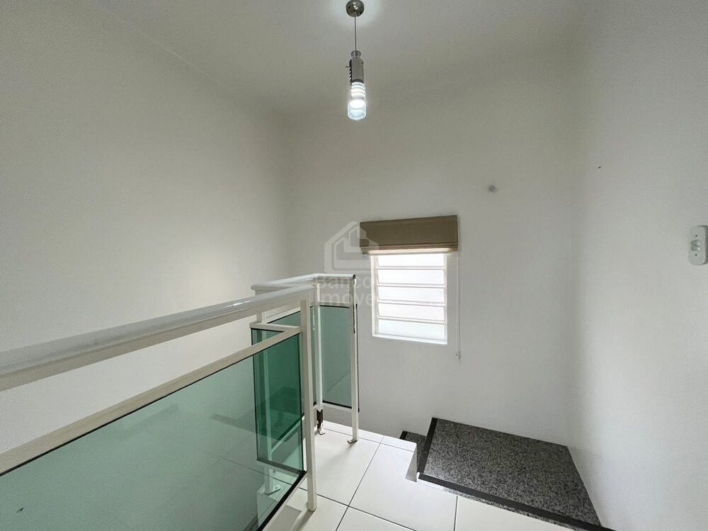 Casa, 3 quartos, 223 m² - Foto 14