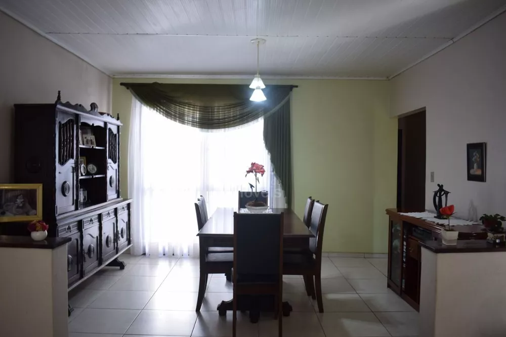 Casa, 4 quartos, 230 m² - Foto 9