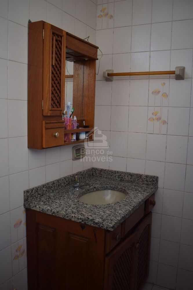 Casa, 4 quartos, 230 m² - Foto 2