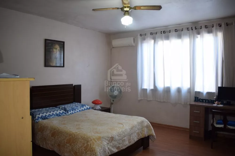 Casa, 4 quartos, 230 m² - Foto 11