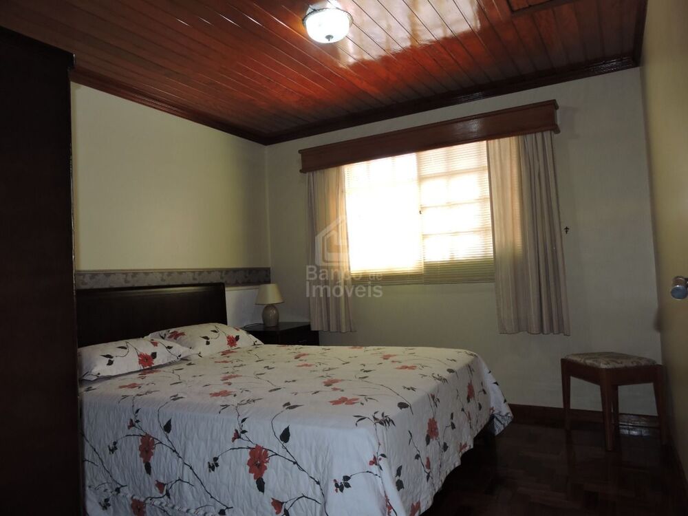 Casa, 4 quartos, 260 m² - Foto 22