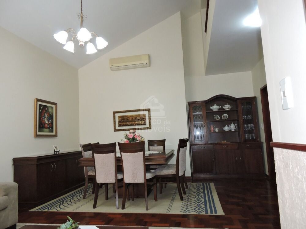 Casa, 4 quartos, 260 m² - Foto 8