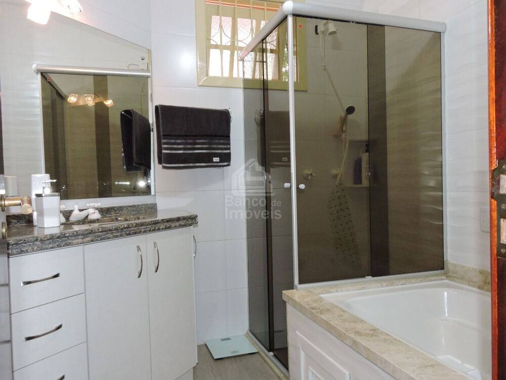 Casa, 4 quartos, 260 m² - Foto 26