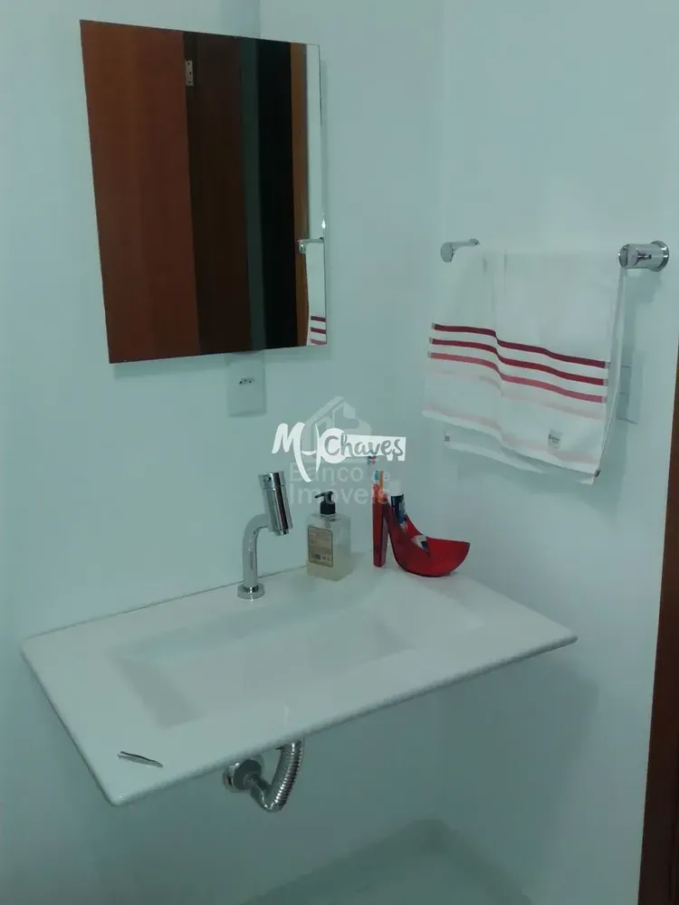 Casa, 3 quartos, 216 m² - Foto 9