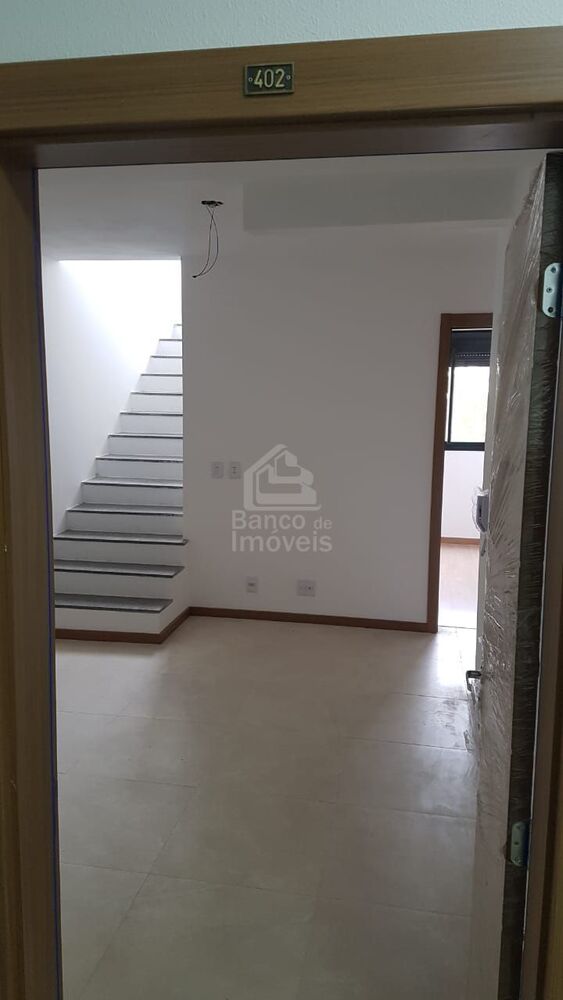 Apartamento à venda com 2 quartos, 104m² - Foto 1