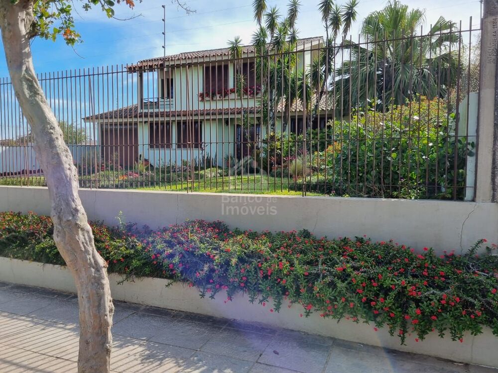 Casa, 4 quartos, 255 m² - Foto 3