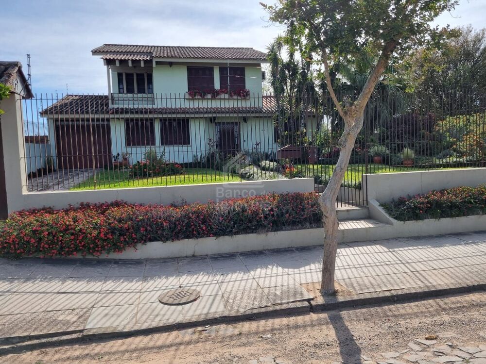Casa, 4 quartos, 255 m² - Foto 2