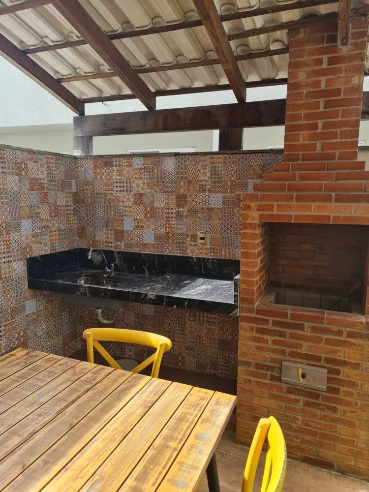 Casa à venda com 3 quartos, 185m² - Foto 8