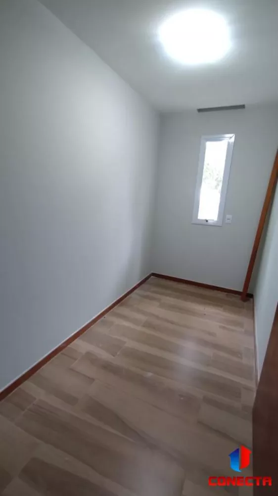 Casa à venda com 3 quartos, 198m² - Foto 7