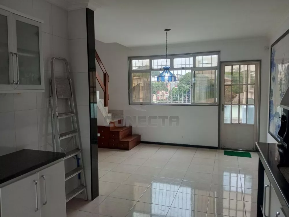 Casa à venda com 4 quartos, 538m² - Foto 4