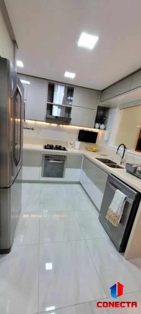 Apartamento à venda com 3 quartos, 141m² - Foto 6