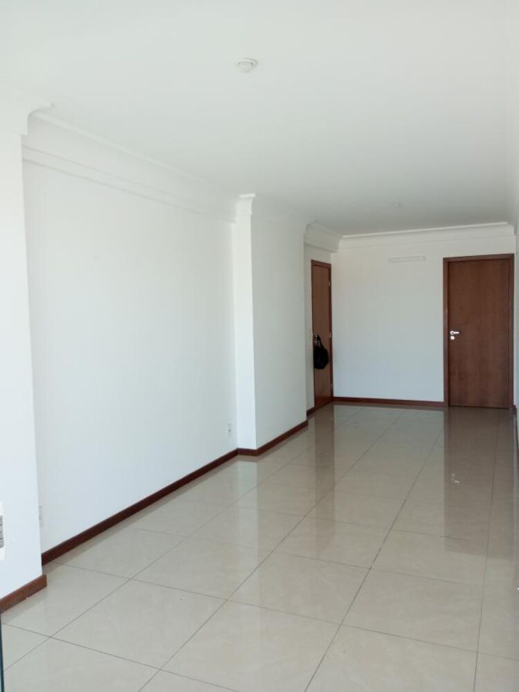 Apartamento à venda com 2 quartos, 92m² - Foto 2