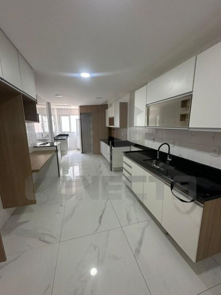 Apartamento à venda com 4 quartos, 157m² - Foto 10