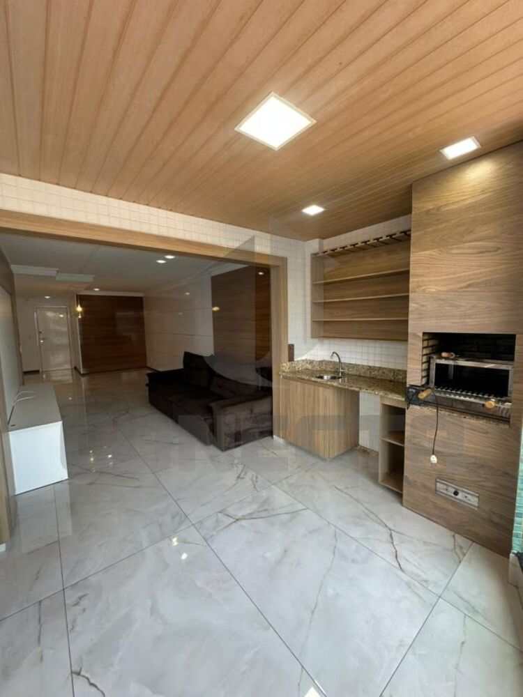 Apartamento à venda com 4 quartos, 157m² - Foto 4