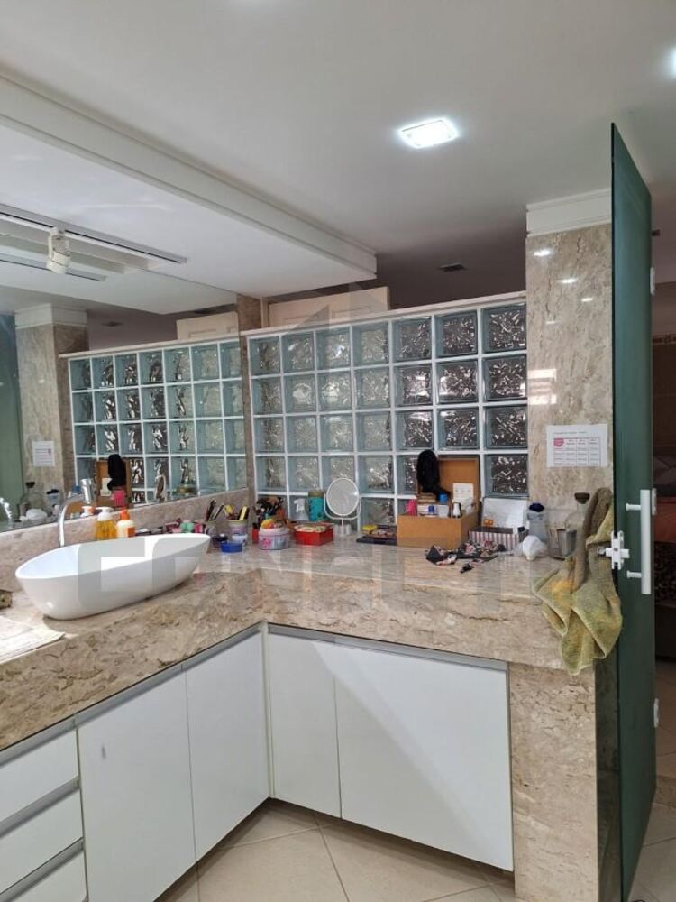 Casa à venda com 3 quartos, 360m² - Foto 27