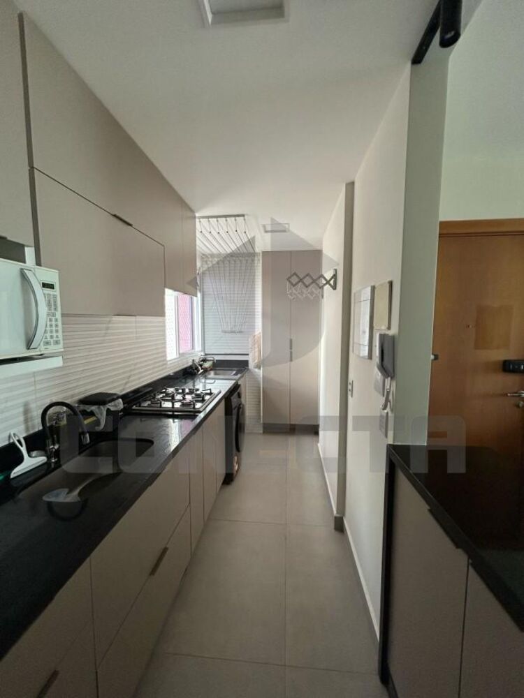 Apartamento à venda com 2 quartos, 68m² - Foto 9