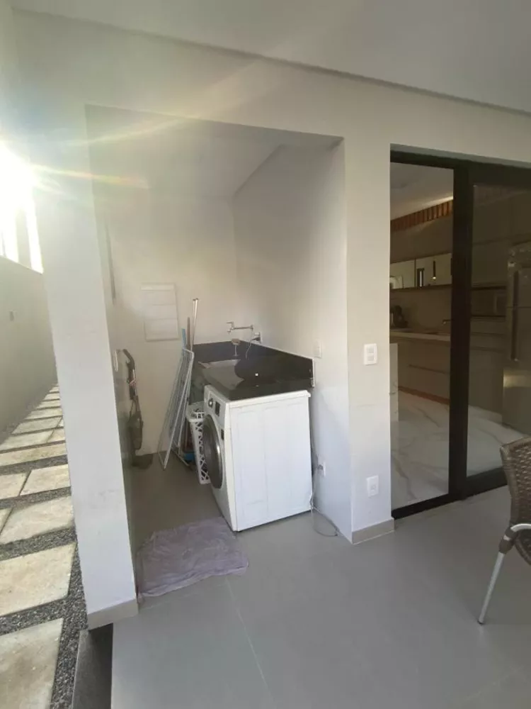 Casa à venda com 3 quartos, 160m² - Foto 3