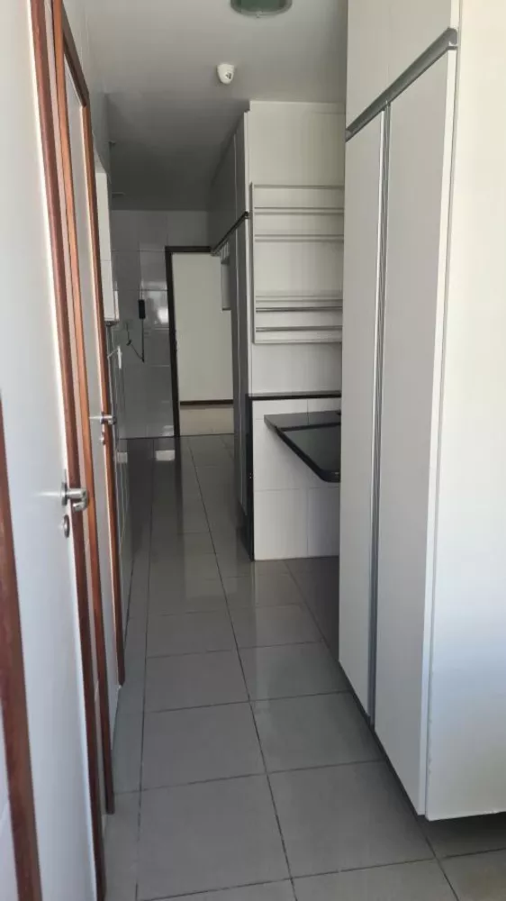 Apartamento à venda com 4 quartos, 157m² - Foto 6