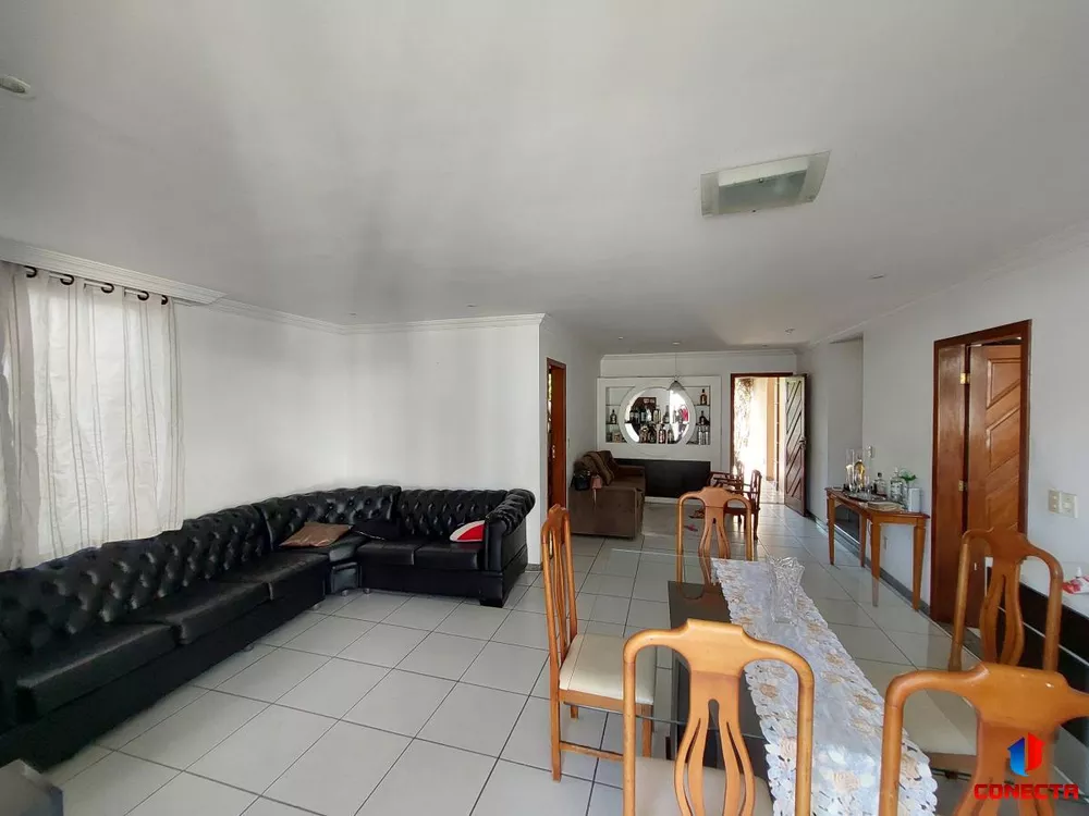 Casa à venda com 3 quartos, 287m² - Foto 6