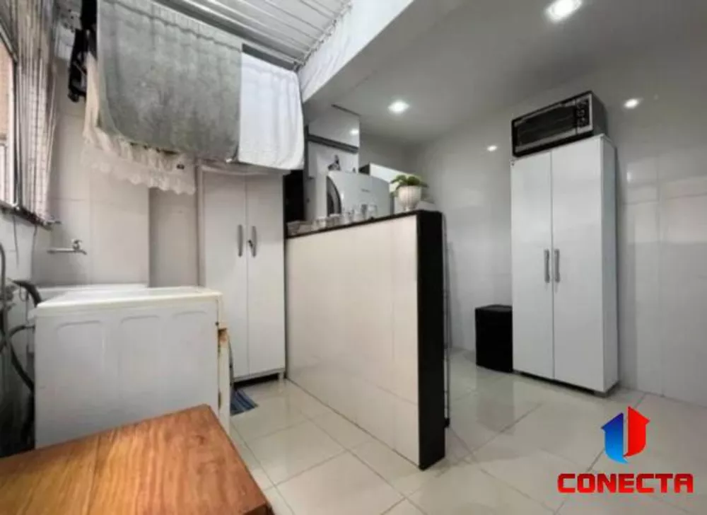 Apartamento à venda com 3 quartos, 130m² - Foto 4