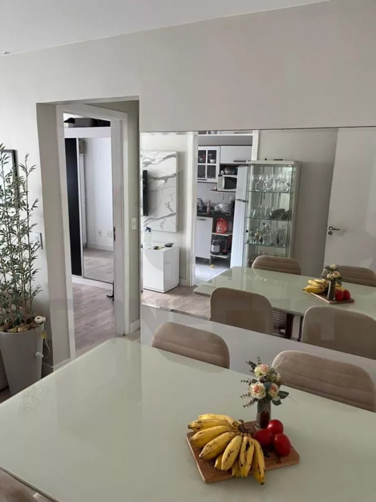 Apartamento à venda com 2 quartos, 65m² - Foto 2