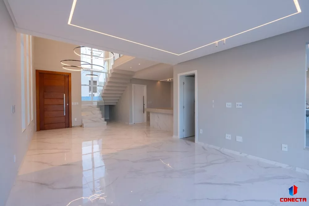 Casa à venda com 3 quartos, 285m² - Foto 8