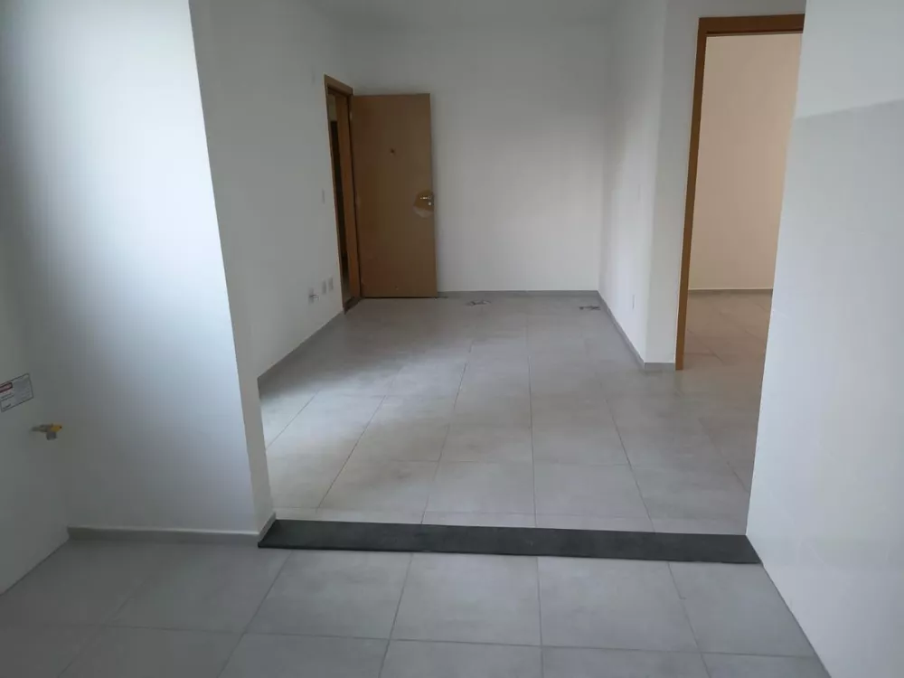 Apartamento à venda com 2 quartos, 50m² - Foto 4