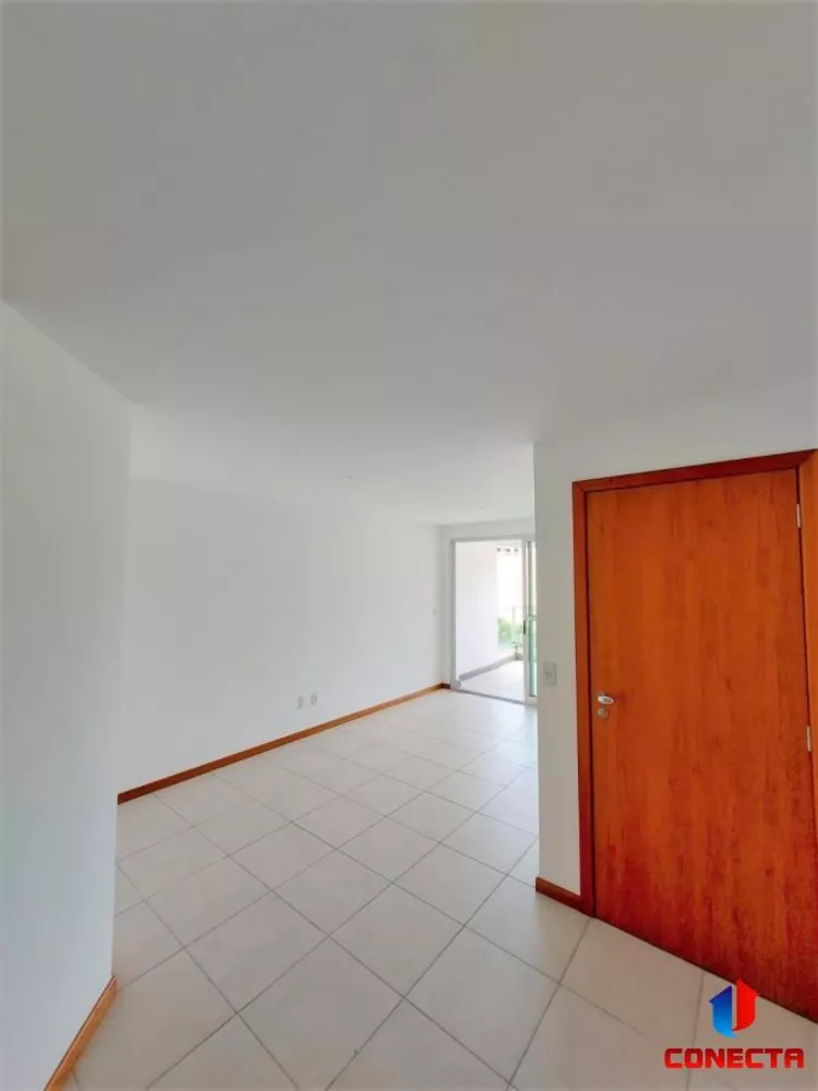 Apartamento à venda com 3 quartos, 100m² - Foto 3