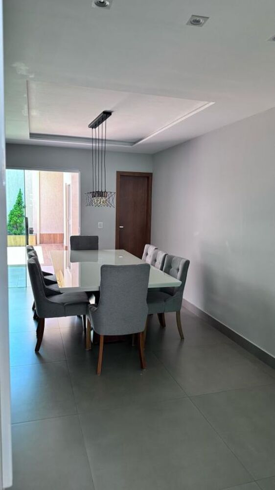 Casa à venda com 3 quartos, 180m² - Foto 9