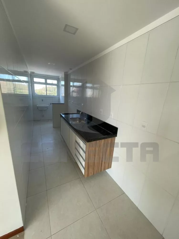 Apartamento à venda com 2 quartos, 69m² - Foto 4