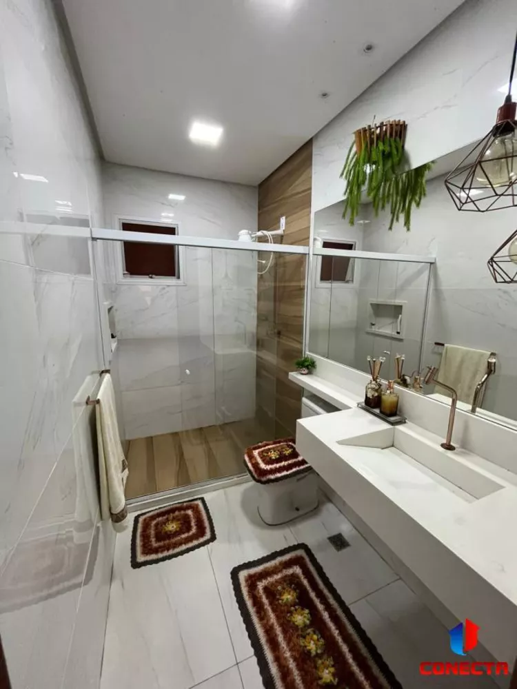 Casa à venda com 3 quartos, 300m² - Foto 7