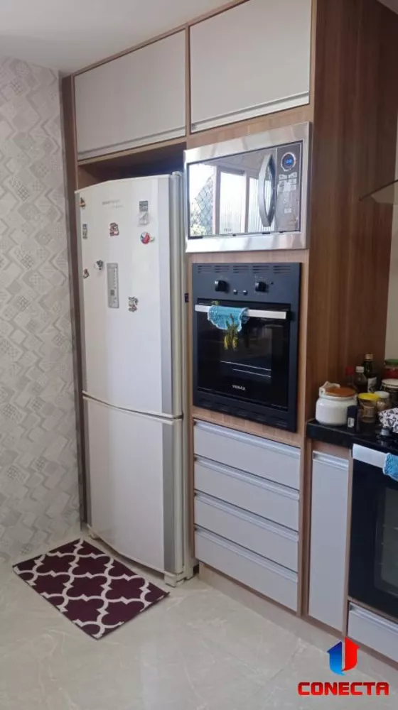 Apartamento à venda com 3 quartos, 117m² - Foto 4