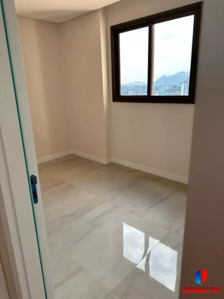 Apartamento à venda com 2 quartos, 70m² - Foto 8